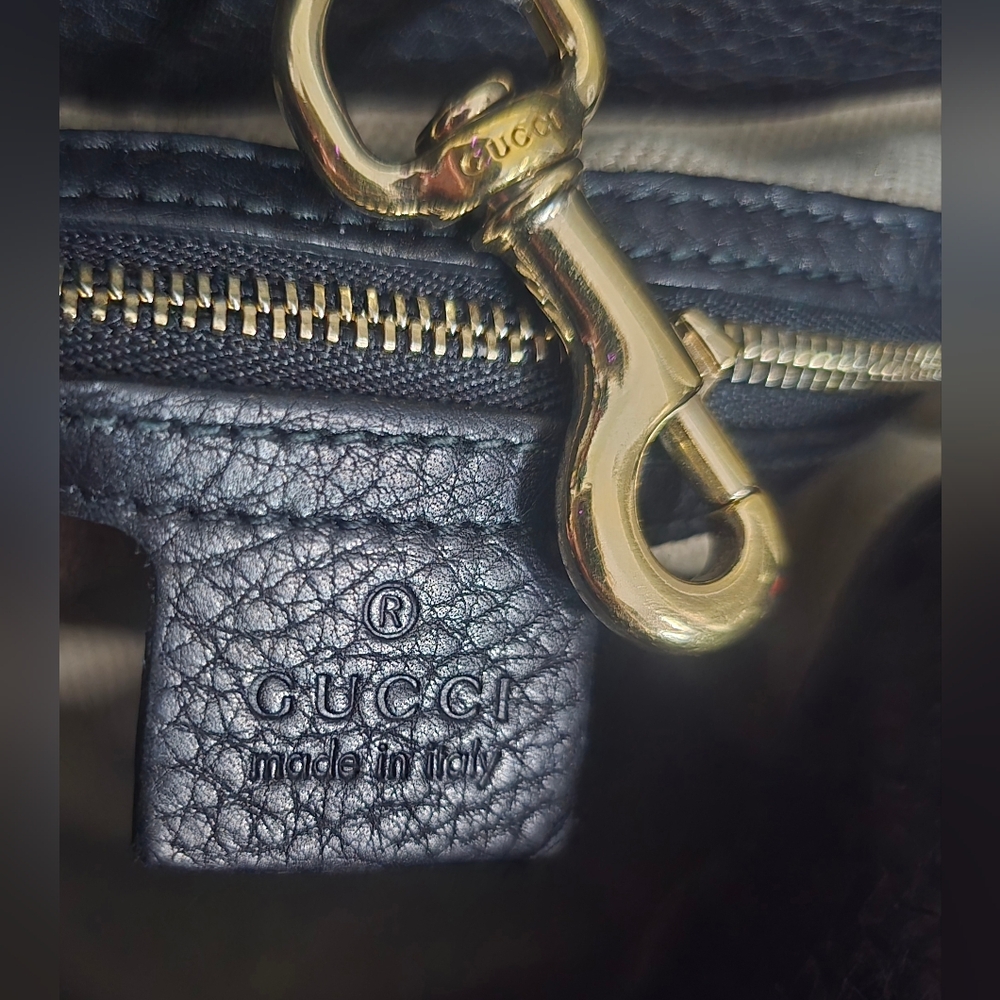 Gucci Soho GG Pebbled Leather Medium Tote W/ Silver Chain (GOOD)(COA)(READ)✨️🖤 - Picture 13 of 16